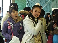 дети, эвакуированные из Томиока