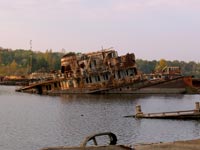 Кораблі річкового флоту у Чорнобилі