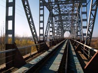 Eisenbahnbrücke über den Fluss Pripjat